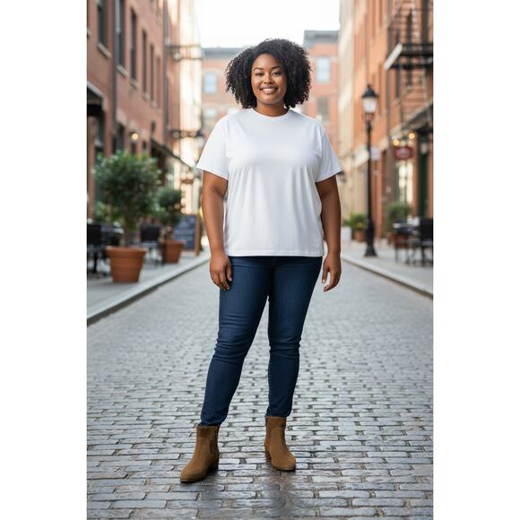 Cole Haan New Women;s 8 1/2 B, Naia Ankle Bootie Boots Tan Suede Side zip  read - Picture 2 of 9